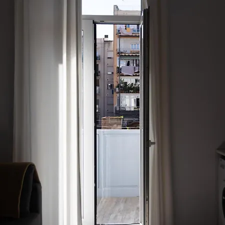 - Eixample 1b