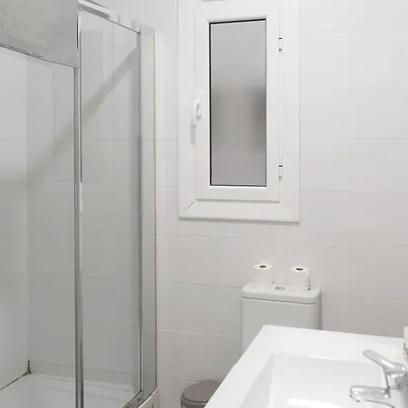 - Eixample 1b Apartment Barcelona